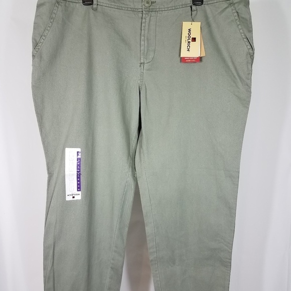 Woolrich Pants - NWT olive green cropped pants womens size 16